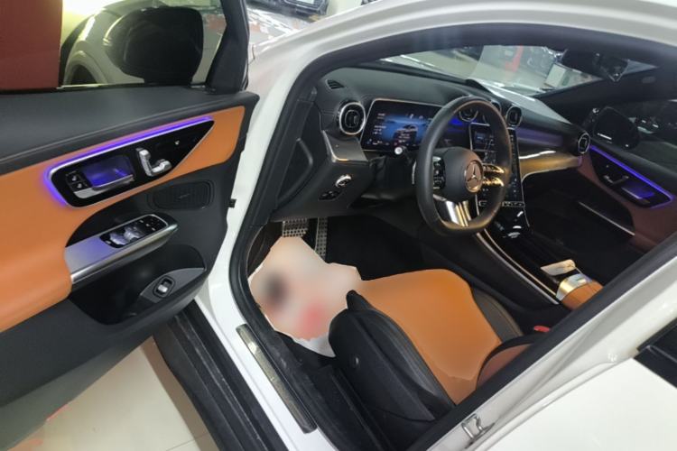 Used Mercedes-Benz GLC Coupe 2024 GLC 260 4MATIC Coupe SUV Driver Seat
