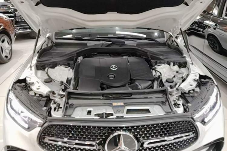 Used Mercedes-Benz GLC Coupe 2024 GLC 260 4MATIC Coupe SUV Engine Bay
