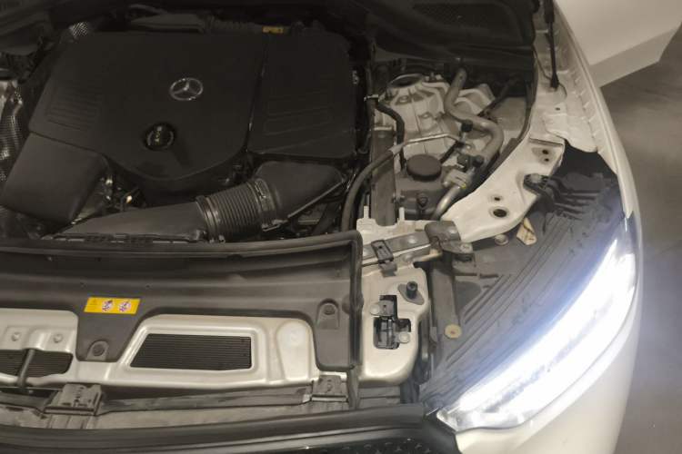 Used Mercedes-Benz GLC Coupe 2024 GLC 260 4MATIC Coupe SUV Engine Bay Left
