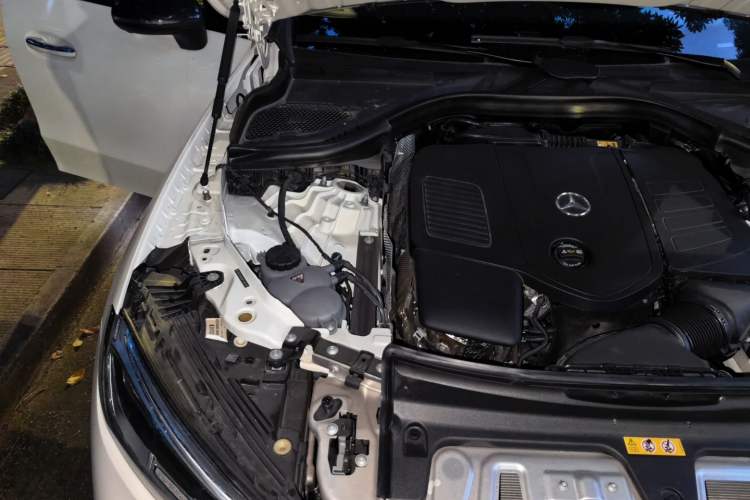 Used Mercedes-Benz GLC Coupe 2024 GLC 300 4MATIC Coupe SUV Engine Bay Right