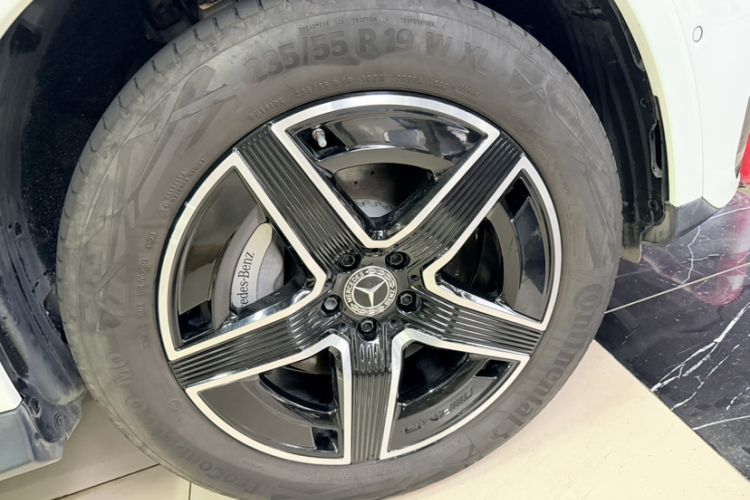 Used Mercedes-Benz GLC Coupe 2024 GLC 260 4MATIC Coupe SUV Exterior 5