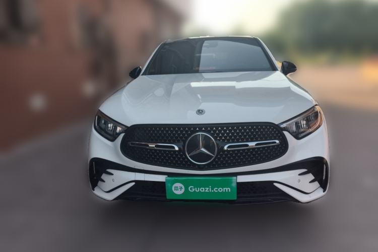 Used Mercedes-Benz GLC Coupe 2024 GLC 260 4MATIC Coupe SUV Front