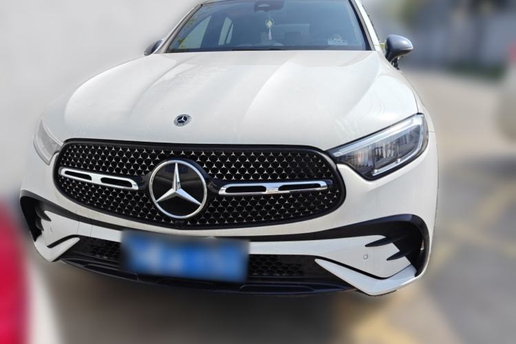 Used Mercedes-Benz GLC Coupe 2024 GLC 260 4MATIC Coupe SUV Front