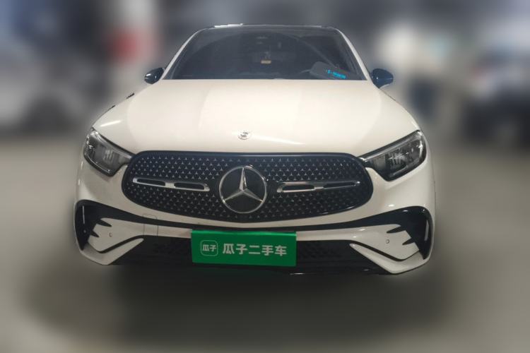 Used Mercedes-Benz GLC Coupe 2024 GLC 260 4MATIC Coupe SUV Front