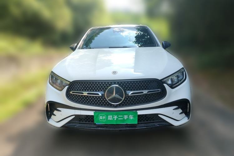 Used Mercedes-Benz GLC Coupe 2024 GLC 260 4MATIC Coupe SUV Front