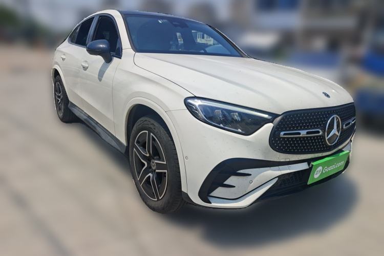 Used Mercedes-Benz GLC Coupe 2024 GLC 260 4MATIC Coupe SUV Front Right 45 Deg