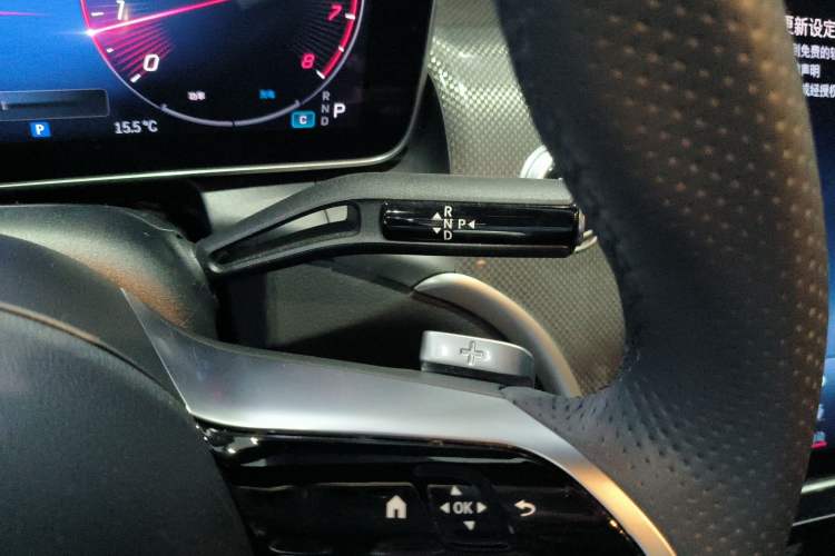 Used Mercedes-Benz GLC Coupe 2024 GLC 260 4MATIC Coupe SUV Gear Lever
