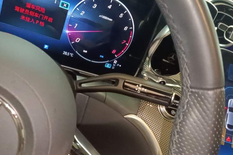 Used Mercedes-Benz GLC Coupe 2024 GLC 260 4MATIC Coupe SUV Gear Lever