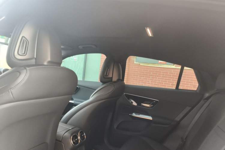 Used Mercedes-Benz GLC Coupe 2024 GLC 260 4MATIC Coupe SUV Headliner