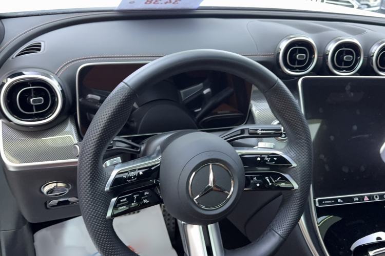 Used Mercedes-Benz GLC Coupe 2024 GLC 260 4MATIC Coupe SUV Instrument Cluster