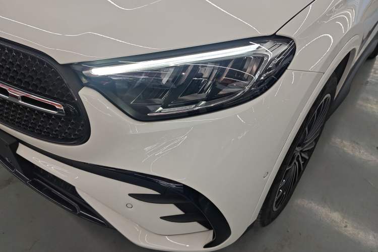 Used Mercedes-Benz GLC Coupe 2024 GLC 300 4MATIC Coupe SUV Left Front Headlight