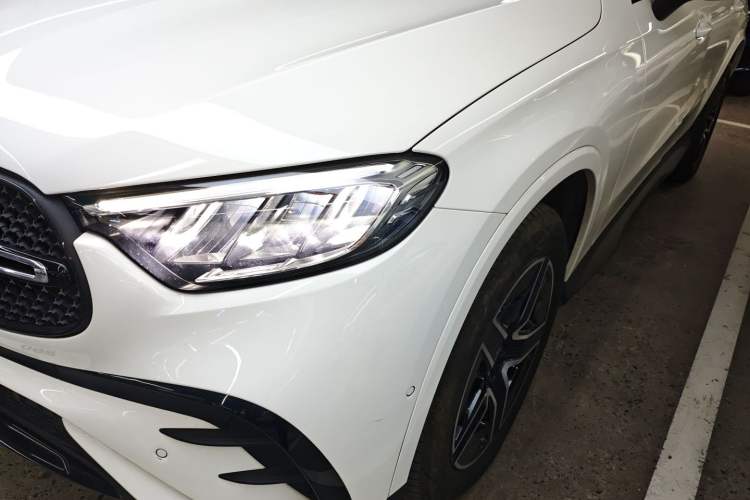 Used Mercedes-Benz GLC Coupe 2024 GLC 260 4MATIC Coupe SUV Left Front Headlight
