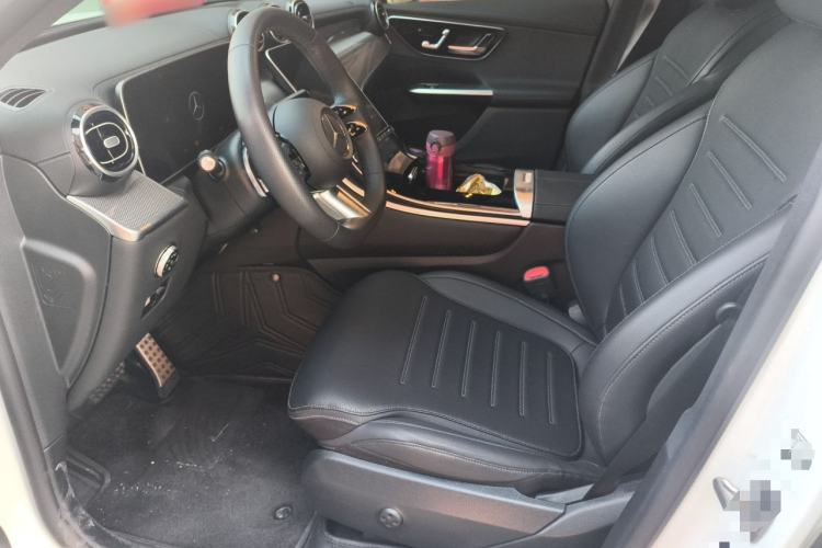 Used Mercedes-Benz GLC Coupe 2024 GLC 260 4MATIC Coupe SUV Left Front Seat