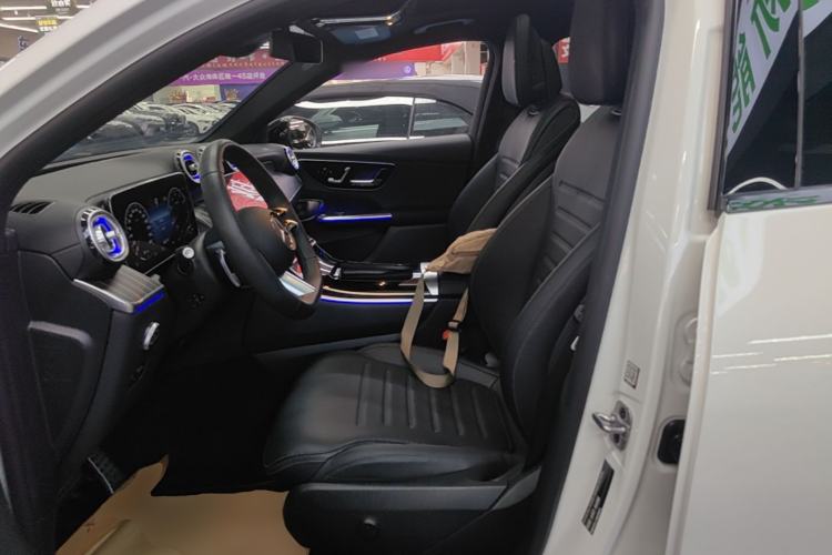 Used Mercedes-Benz GLC Coupe 2024 GLC 300 4MATIC Coupe SUV Left Front Seat