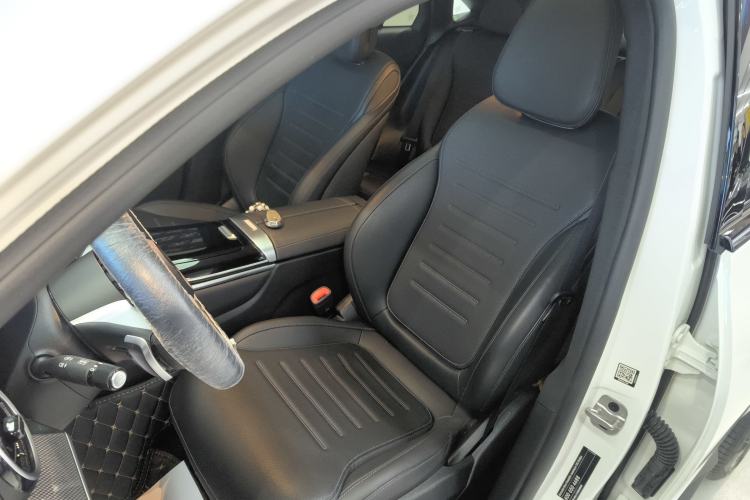 Used Mercedes-Benz GLC Coupe 2024 GLC 260 4MATIC Coupe SUV Left Front Seat
