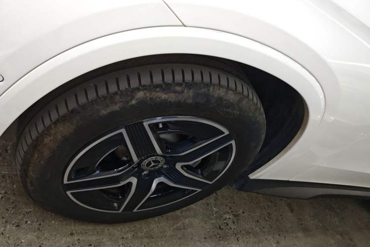 Used Mercedes-Benz GLC Coupe 2024 GLC 260 4MATIC Coupe SUV Left Front Wheel Hub