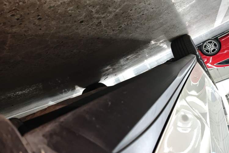Used Mercedes-Benz GLC Coupe 2024 GLC 260 4MATIC Coupe SUV Left Side Sill