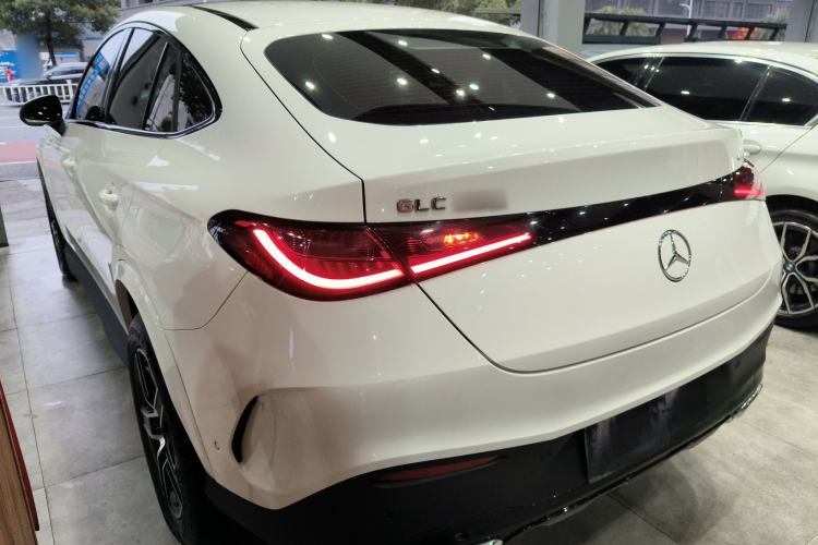 Used Mercedes-Benz GLC Coupe 2024 GLC 260 4MATIC Coupe SUV Rear Left 45 Deg