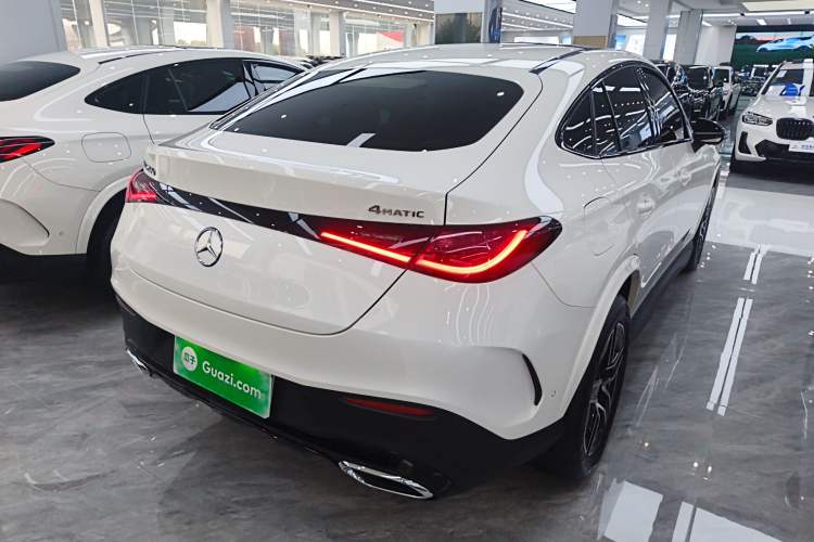 Used Mercedes-Benz GLC Coupe 2024 GLC 260 4MATIC Coupe SUV Rear Right 45 Deg