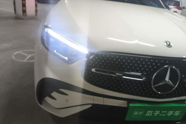 Used Mercedes-Benz GLC Coupe 2024 GLC 260 4MATIC Coupe SUV Right Front Headlight