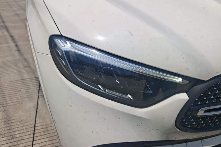 Used Mercedes-Benz GLC Coupe 2024 GLC 260 4MATIC Coupe SUV Right Front Headlight
