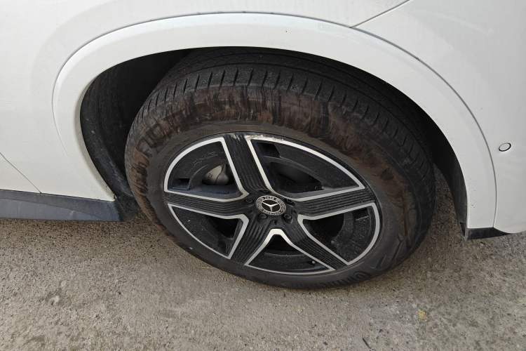 Used Mercedes-Benz GLC Coupe 2024 GLC 260 4MATIC Coupe SUV Right Front Wheel Hub