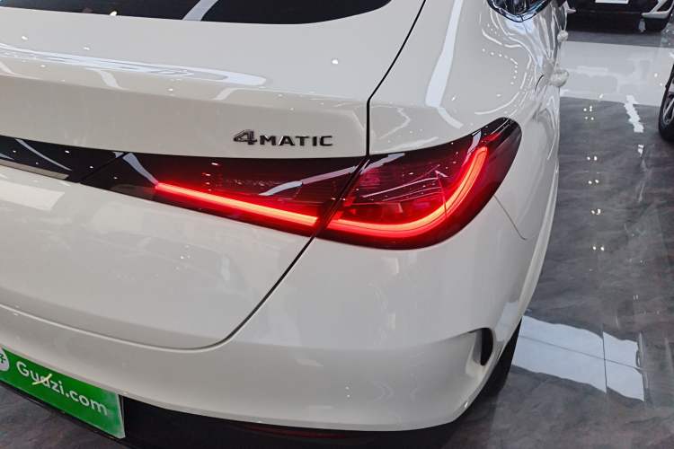 Used Mercedes-Benz GLC Coupe 2024 GLC 260 4MATIC Coupe SUV Right Rear Taillight