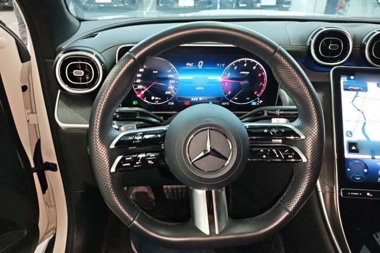 Used Mercedes-Benz GLC Coupe 2024 GLC 260 4MATIC Coupe SUV Steering Wheel