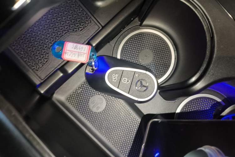 Used Mercedes-Benz GLC Coupe 2024 GLC 260 4MATIC Coupe SUV Vehicle Key