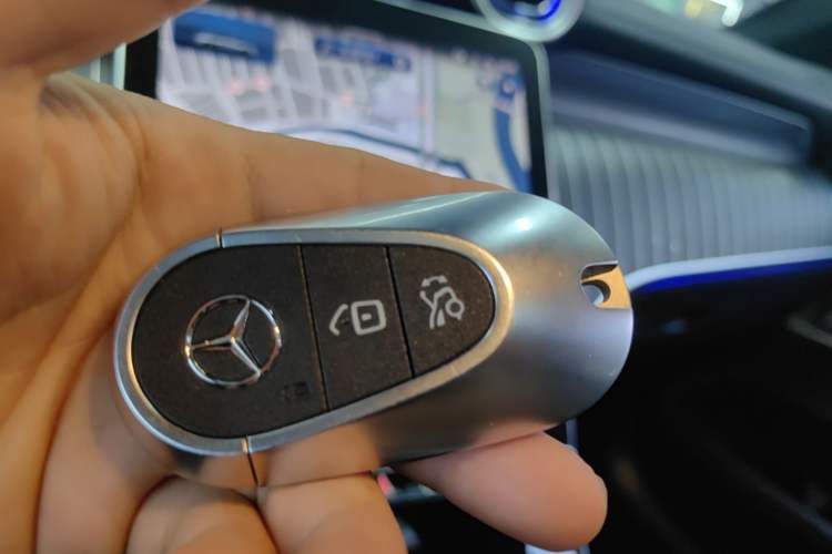 Used Mercedes-Benz GLC Coupe 2024 GLC 300 4MATIC Coupe SUV Vehicle Key