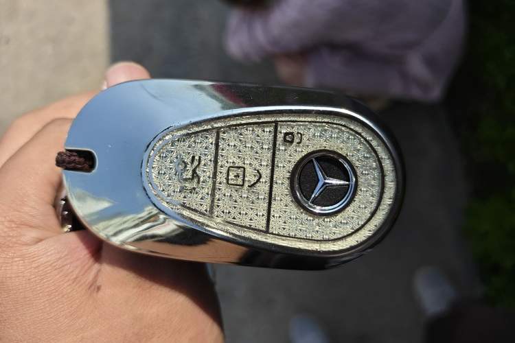 Used Mercedes-Benz GLC Coupe 2024 GLC 260 4MATIC Coupe SUV Vehicle Key