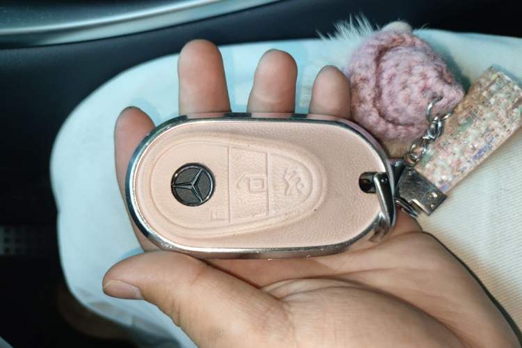 Used Mercedes-Benz GLC Coupe 2024 GLC 260 4MATIC Coupe SUV Vehicle Key