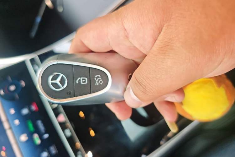 Used Mercedes-Benz GLC Coupe 2024 GLC 260 4MATIC Coupe SUV Vehicle Key