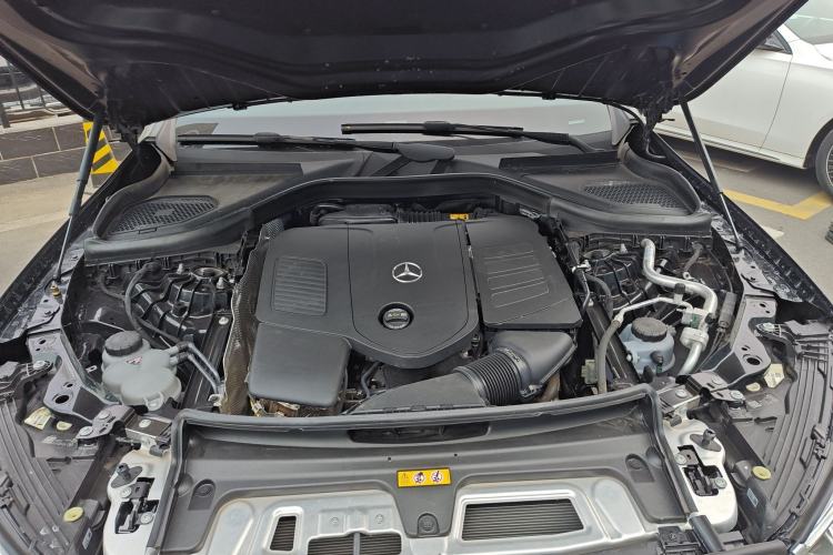 Used Mercedes-Benz GLC Coupe 2025 GLC 260 4MATIC Coupe SUV Engine Bay