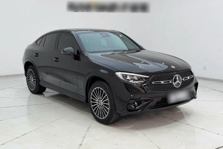 Used Mercedes-Benz GLC Coupe 2025 GLC 260 4MATIC Coupe SUV Exterior 2