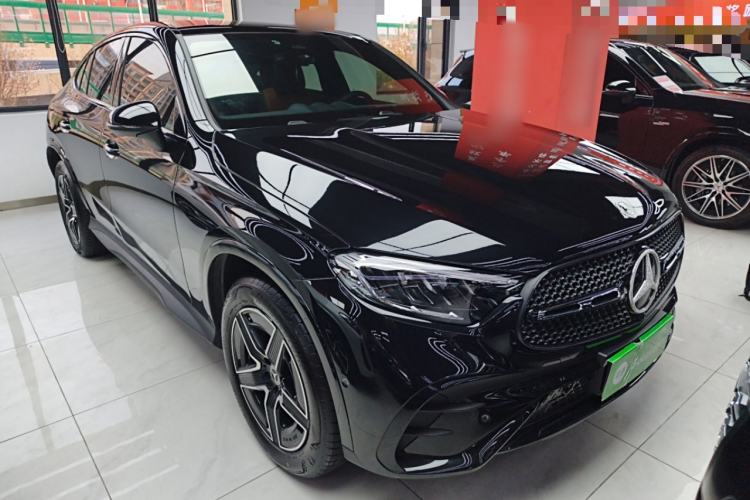 Used Mercedes-Benz GLC Coupe 2025-Year Restyled GLC 260 4MATIC Coupe SUV Exterior 2