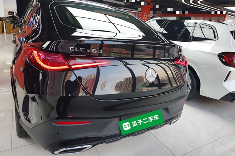 Used Mercedes-Benz GLC Coupe 2025-Year Restyled GLC 260 4MATIC Coupe SUV Exterior 4