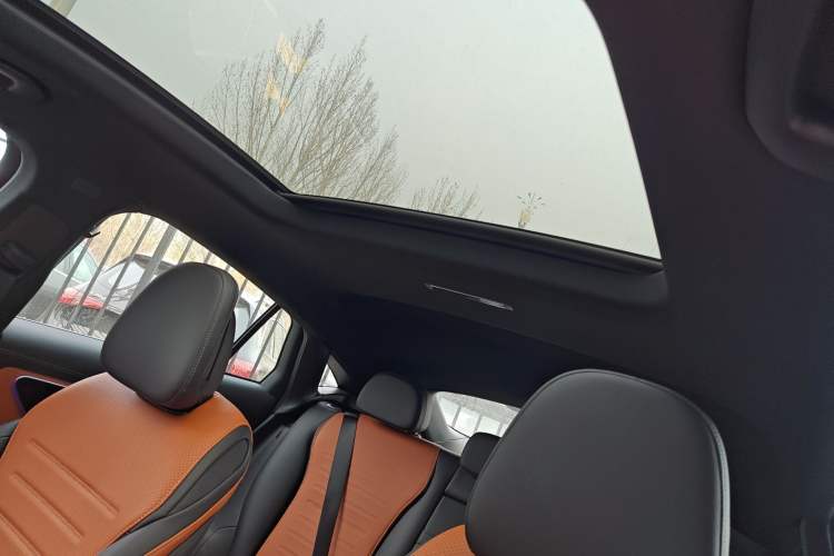 Used Mercedes-Benz GLC Coupe 2025 GLC 260 4MATIC Coupe SUV Headliner