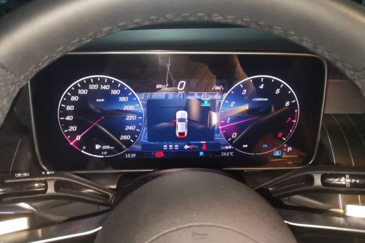 Used Mercedes-Benz GLC Coupe 2025-Year Restyled GLC 300 4MATIC Coupe SUV Instrument Cluster