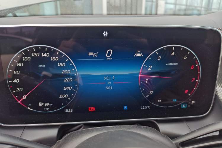 Used Mercedes-Benz GLC Coupe 2025 GLC 260 4MATIC Coupe SUV Instrument Cluster