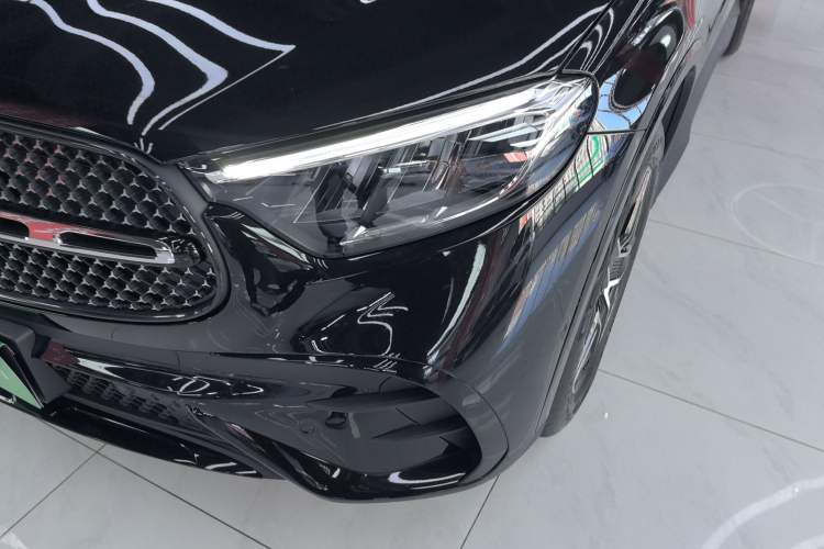 Used Mercedes-Benz GLC Coupe 2025-Year Restyled GLC 260 4MATIC Coupe SUV Left Front Headlight