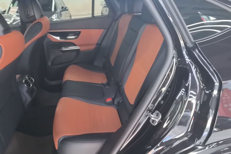 Used Mercedes-Benz GLC Coupe 2025-Year Restyled GLC 260 4MATIC Coupe SUV Left Rear Seat