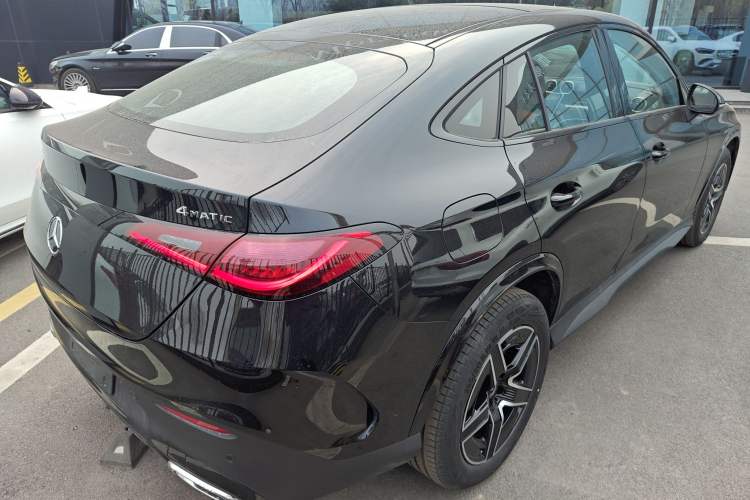 Used Mercedes-Benz GLC Coupe 2025 GLC 260 4MATIC Coupe SUV Rear Right 45 Deg