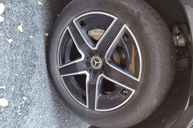 Used Mercedes-Benz GLC Coupe 2025-Year Restyled GLC 260 4MATIC Coupe SUV Right Front Wheel Hub