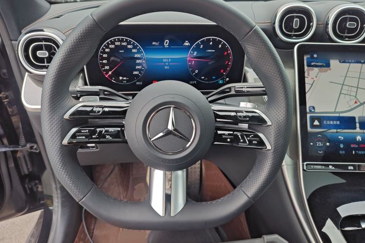Used Mercedes-Benz GLC Coupe 2025 GLC 260 4MATIC Coupe SUV Steering Wheel