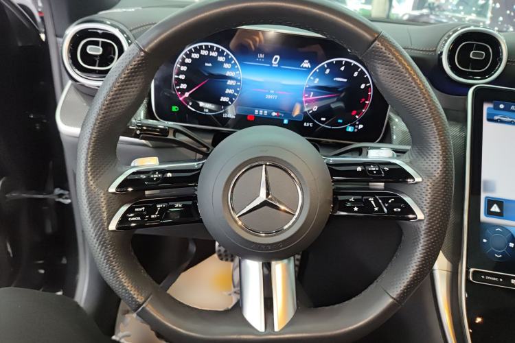 Used Mercedes-Benz GLC Coupe 2025 GLC 260 4MATIC Coupe SUV Steering Wheel