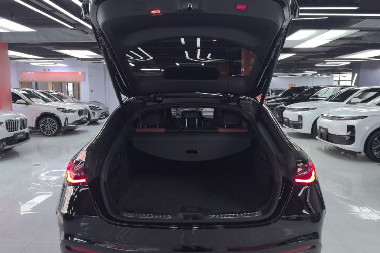 Used Mercedes-Benz GLC Coupe 2025-Year Restyled GLC 260 4MATIC Coupe SUV Trunk