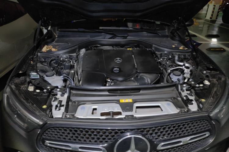 Used Mercedes-Benz GLC Coupe 2025 GLC 260 4MATIC Coupe SUV Engine Bay