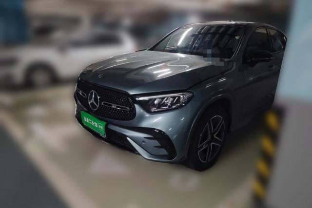 Ojetý Mercedes-Benz GLC Coupe 2025-Year Restyled GLC 260 4MATIC Coupe SUV
