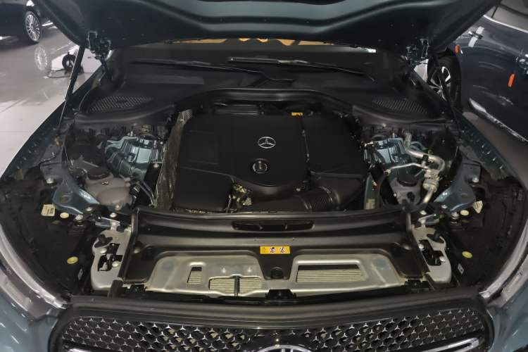 Used Mercedes-Benz GLC Coupe 2025 GLC 300 4MATIC Coupe SUV Engine Bay